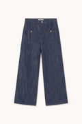 PANTALÓN CON CORTES