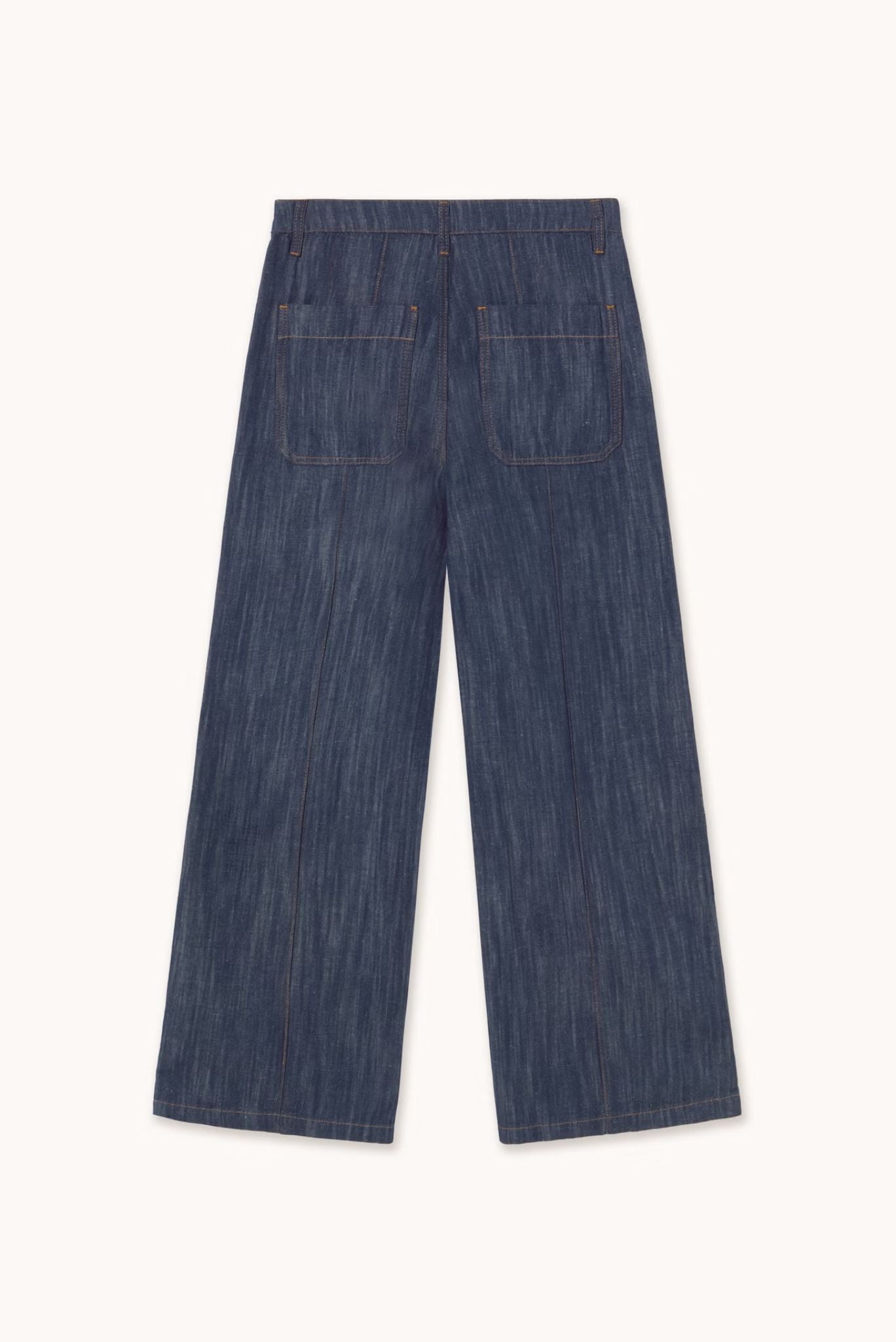 PANTALÓN CON CORTES