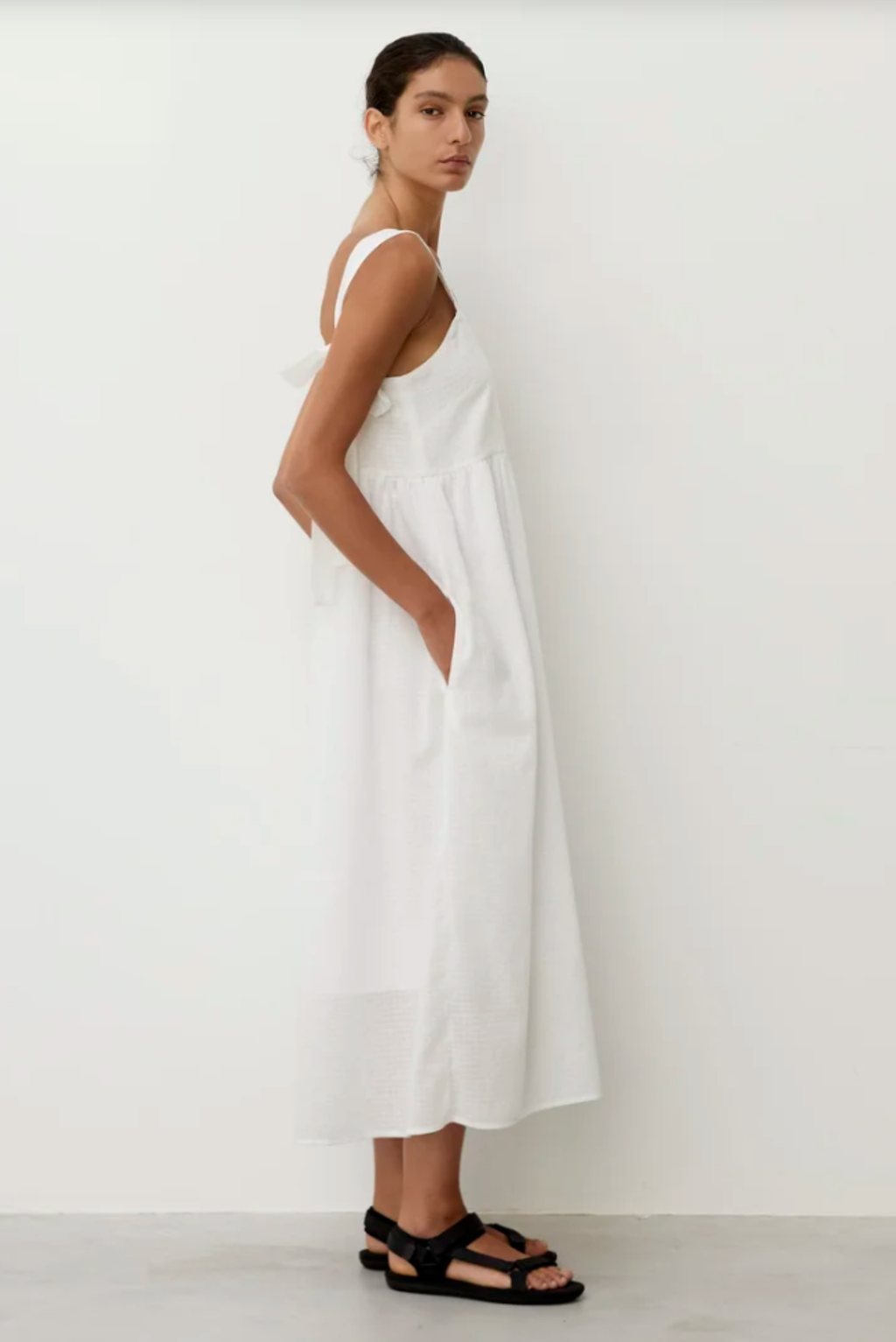 Vestido a cuadros blanco de Alamo