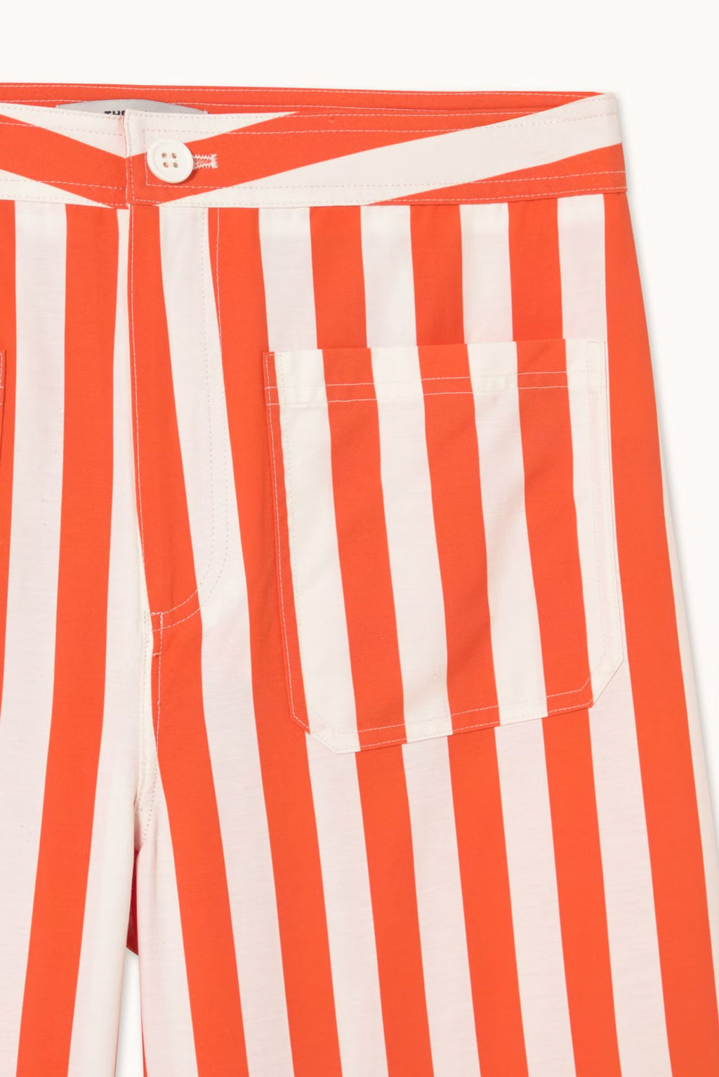 PANTALÓN CON BOLSILLOS A RAYAS