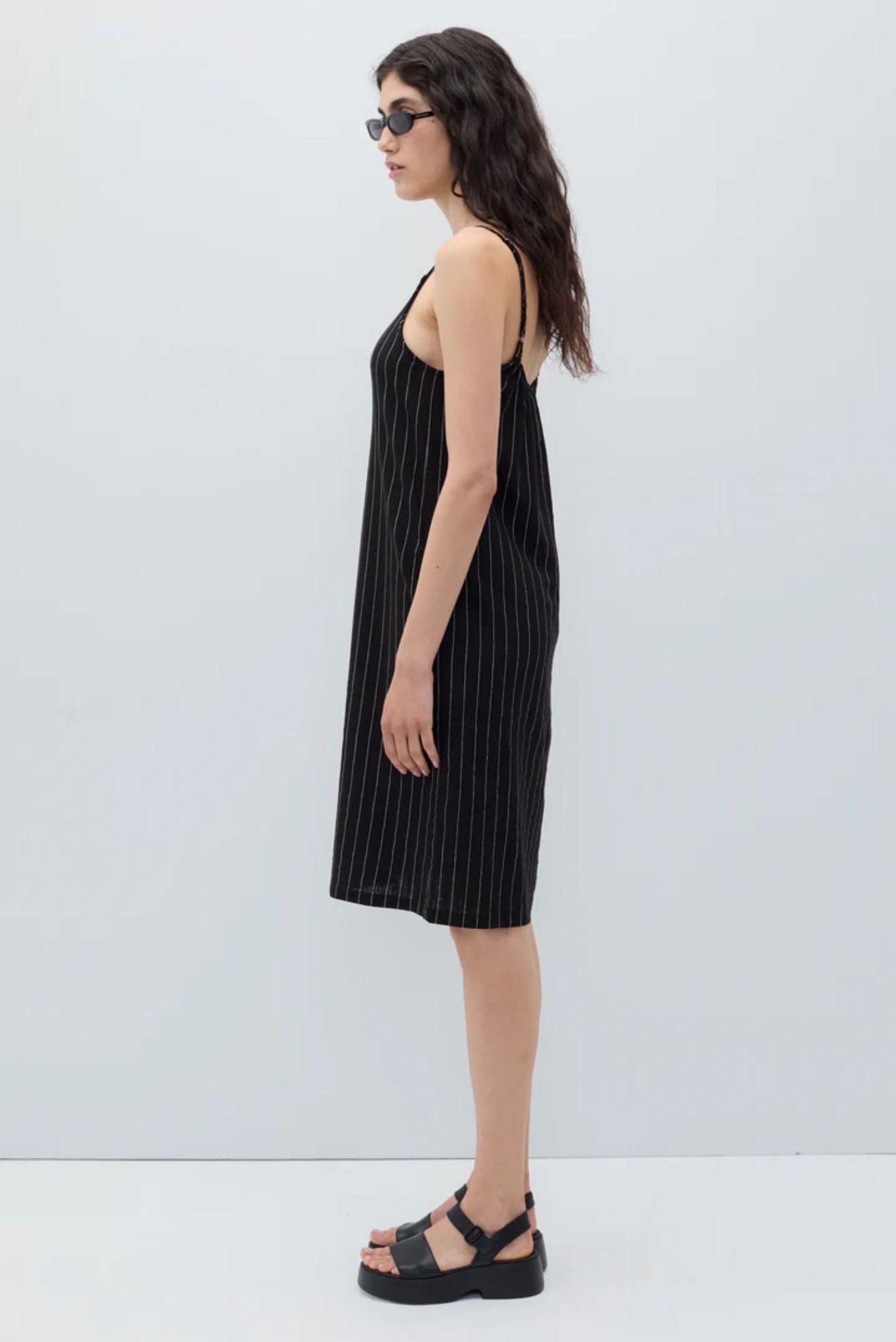 Vestido Trena - Negro