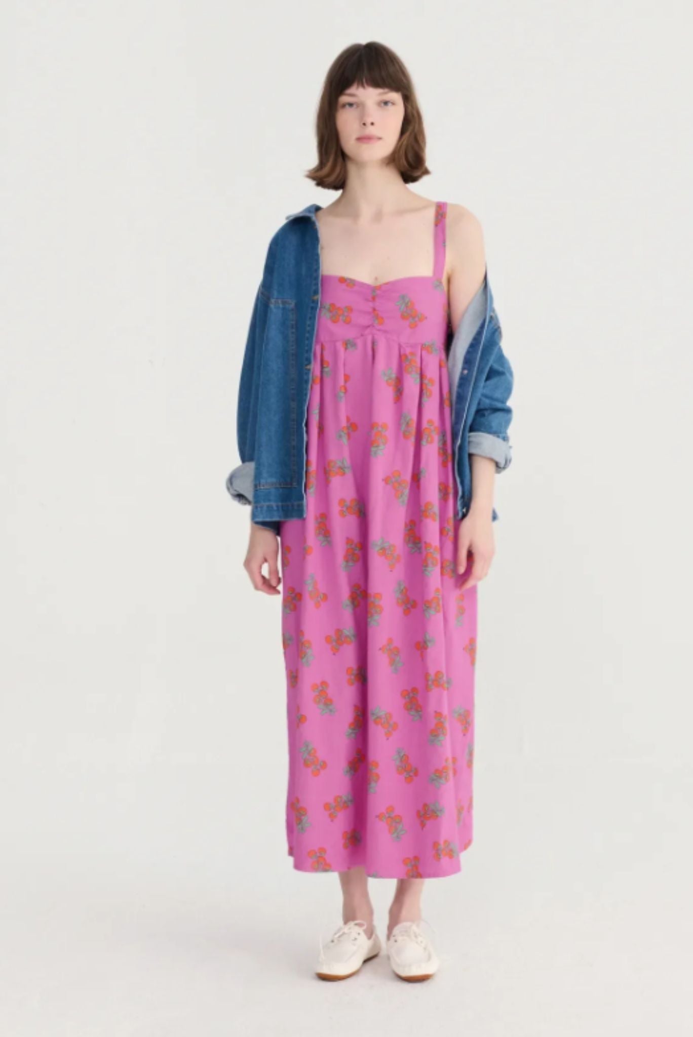 Vestido de tirantes con patrón estampado Juicy Tomatoes