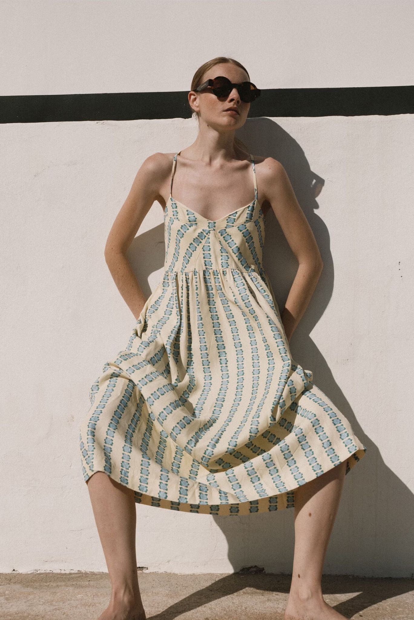 VESTIDO DE TIRANTES FLOWERS